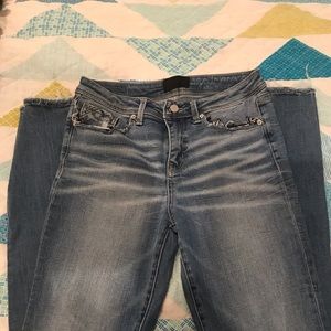 Buckle Black Curvy Straight 28x32